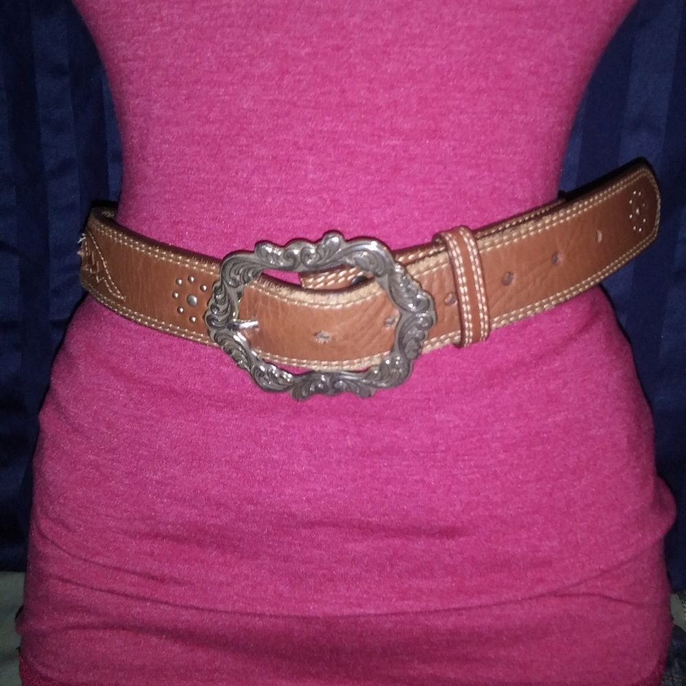Roper Brand Belt. Women's Large. Brown With Studs.
